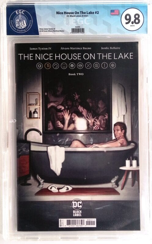 The Nice House on the Lake #2 EGC 9.8 Blue Label – DC Black Label 2021 – James Tynion IV Horror Key – Álvaro Martínez Bueno Cover